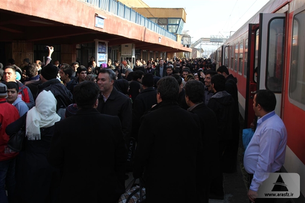 ورود بیش از ۱۶۰۰ مسافر از طریق قطار چارتری به ارس