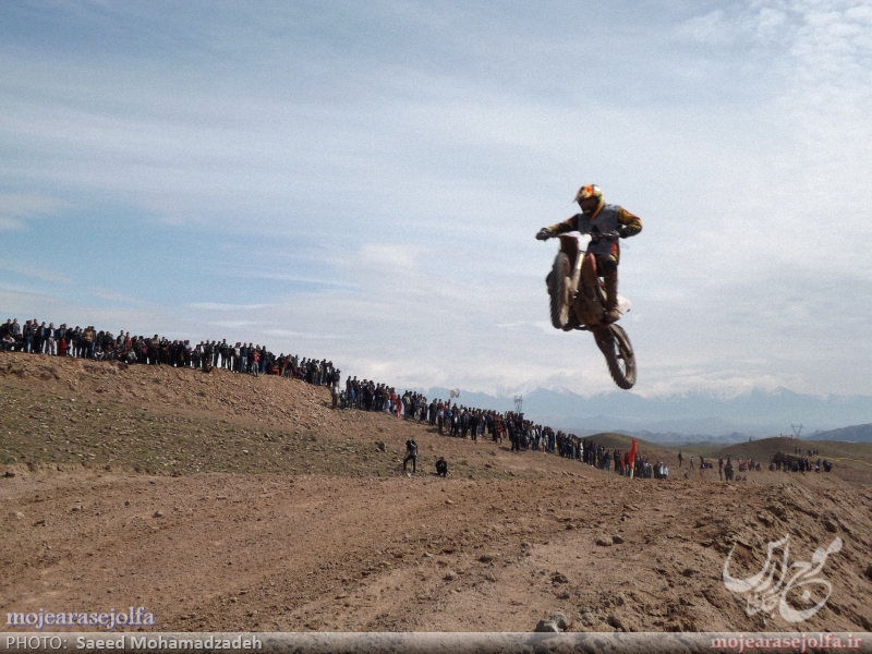 مسابقات موتور کراس شمالغرب کشور در منطقه آزاد ارس برگزار شد